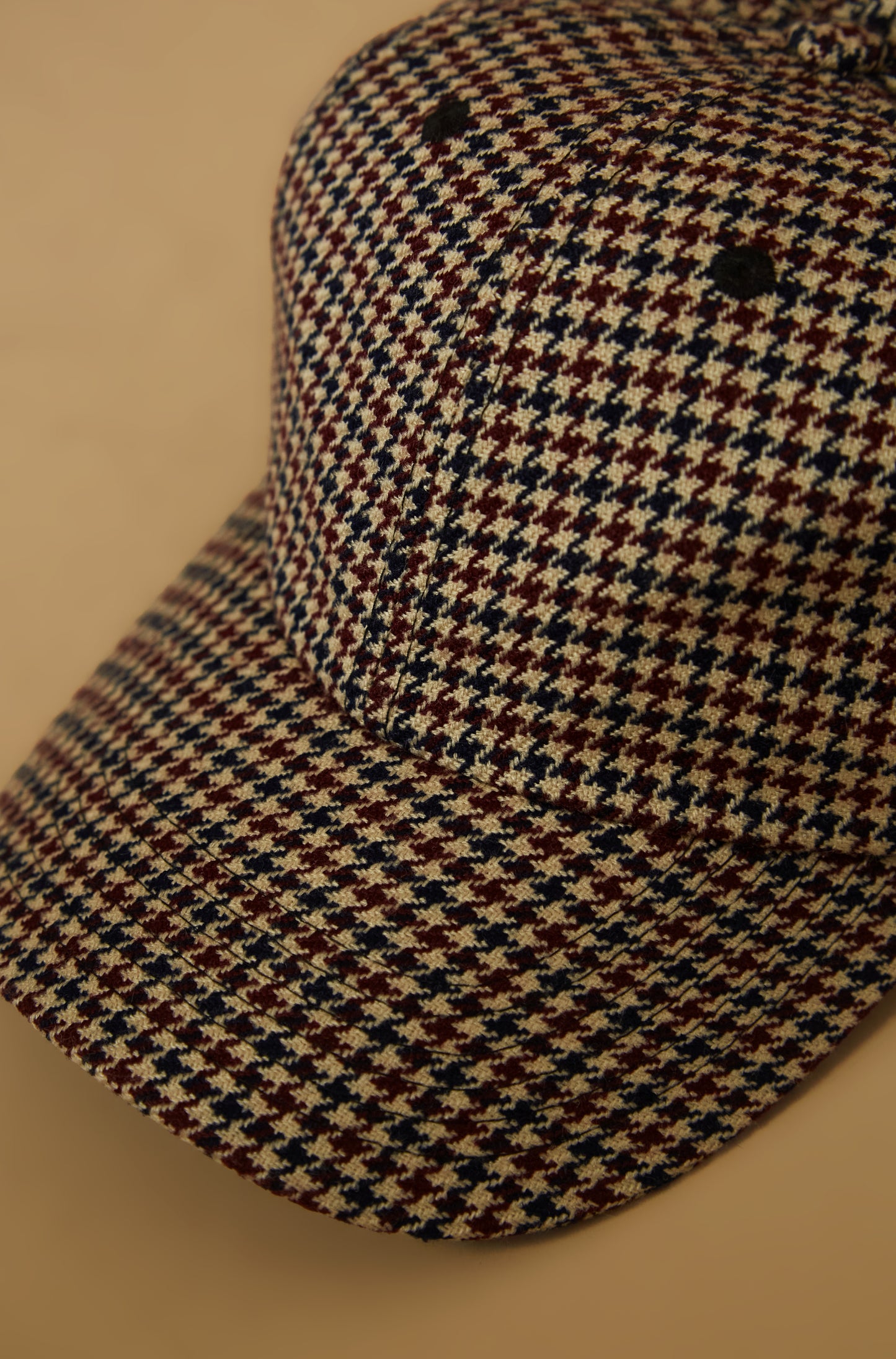 Gorra Connell Guinda
