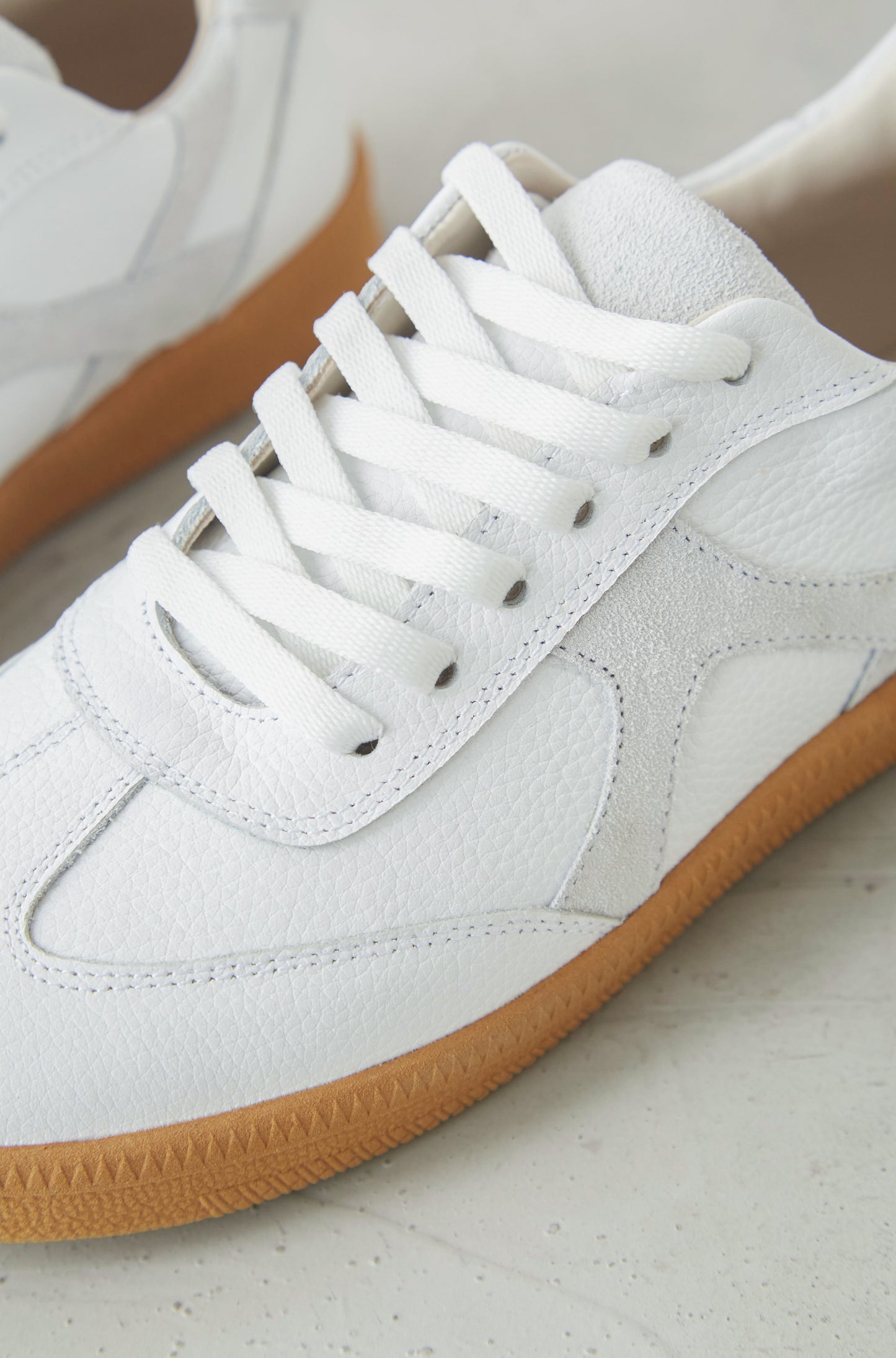 Zapatilla Camila Off White