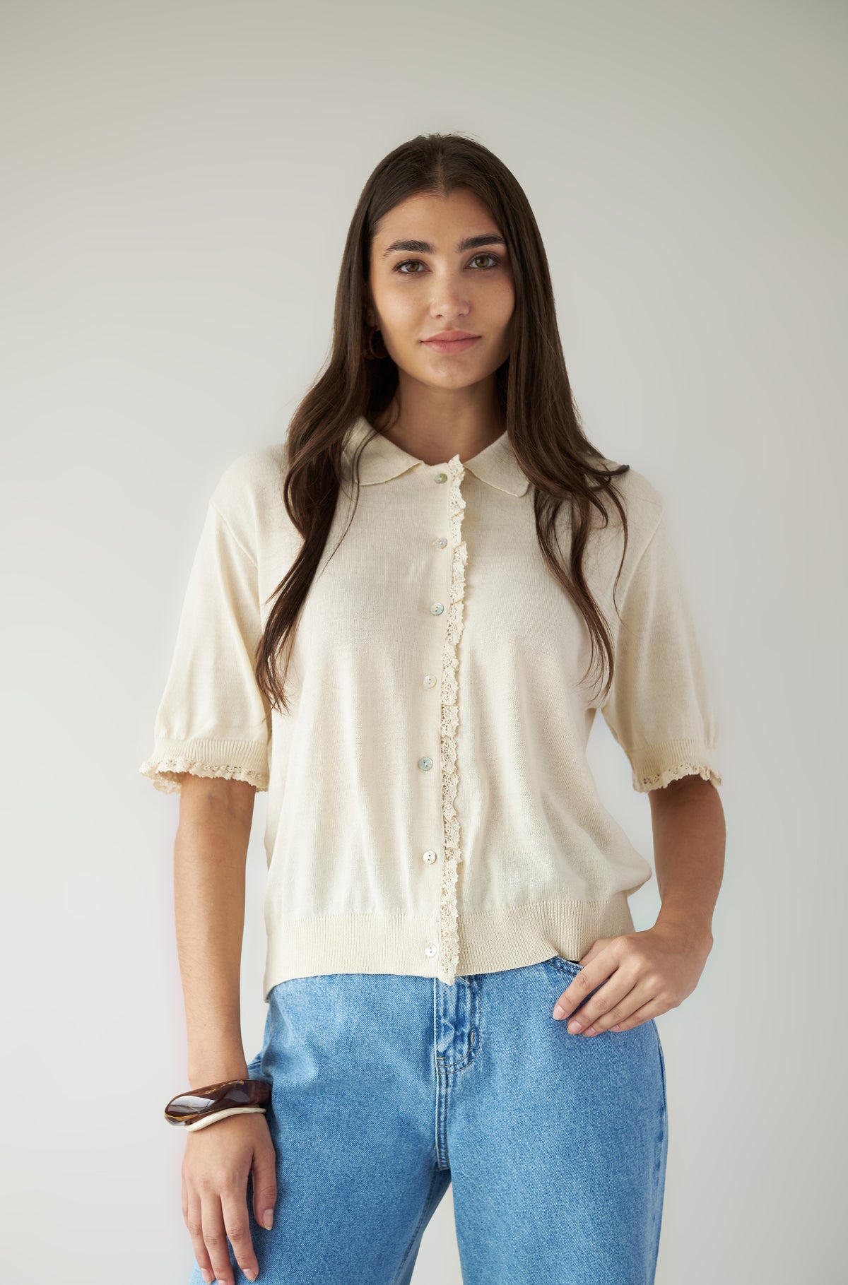 Chompa Victoria Beige