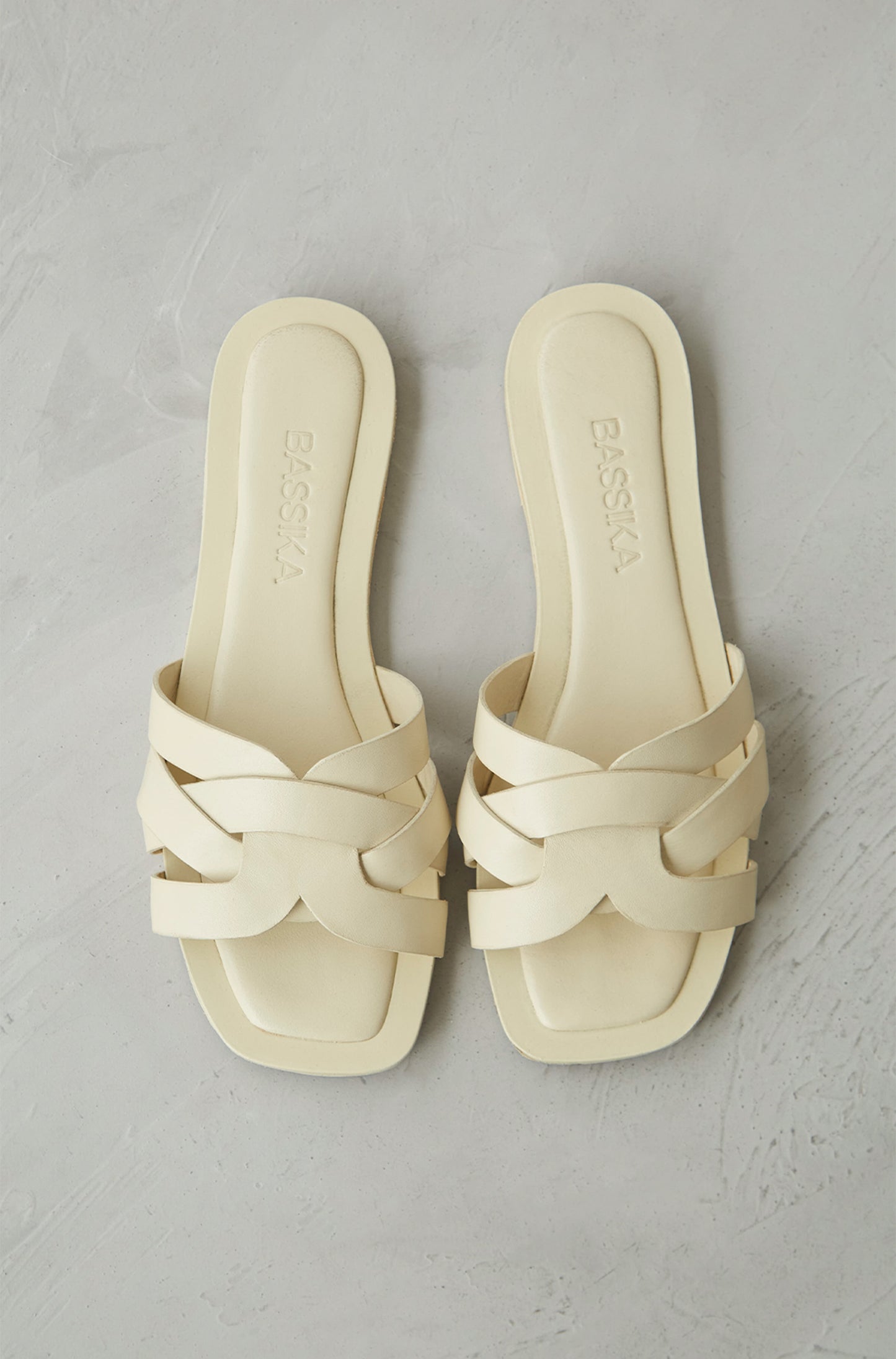 Sandalia Meghan Off White