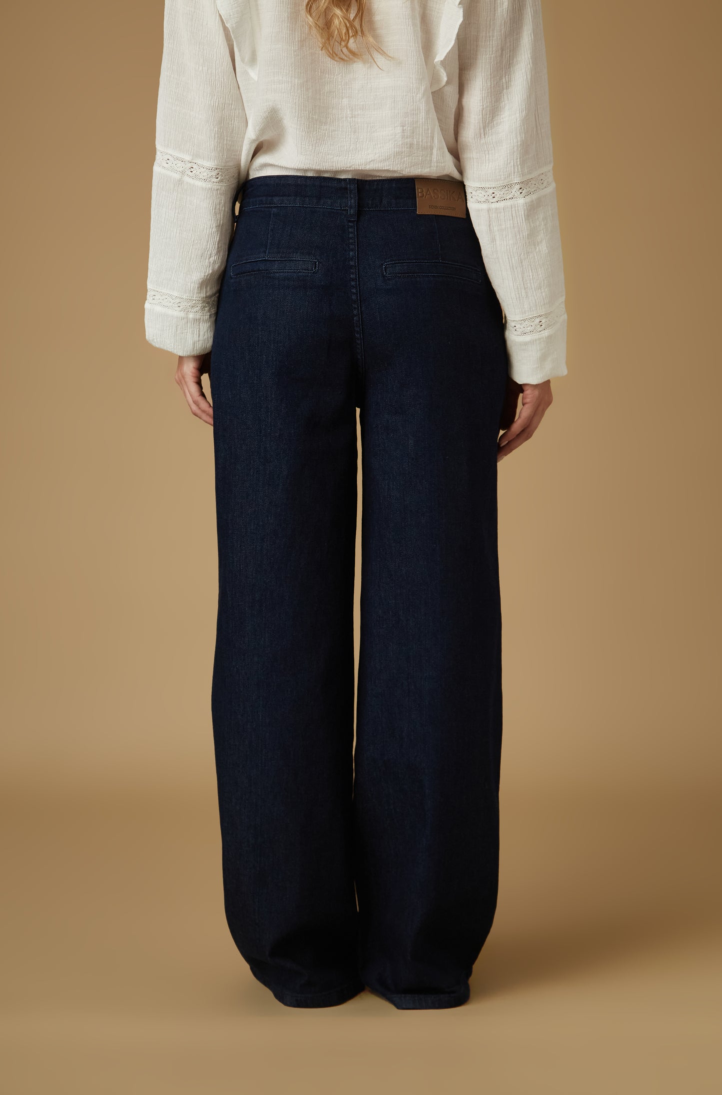 Jean Emilia Azul