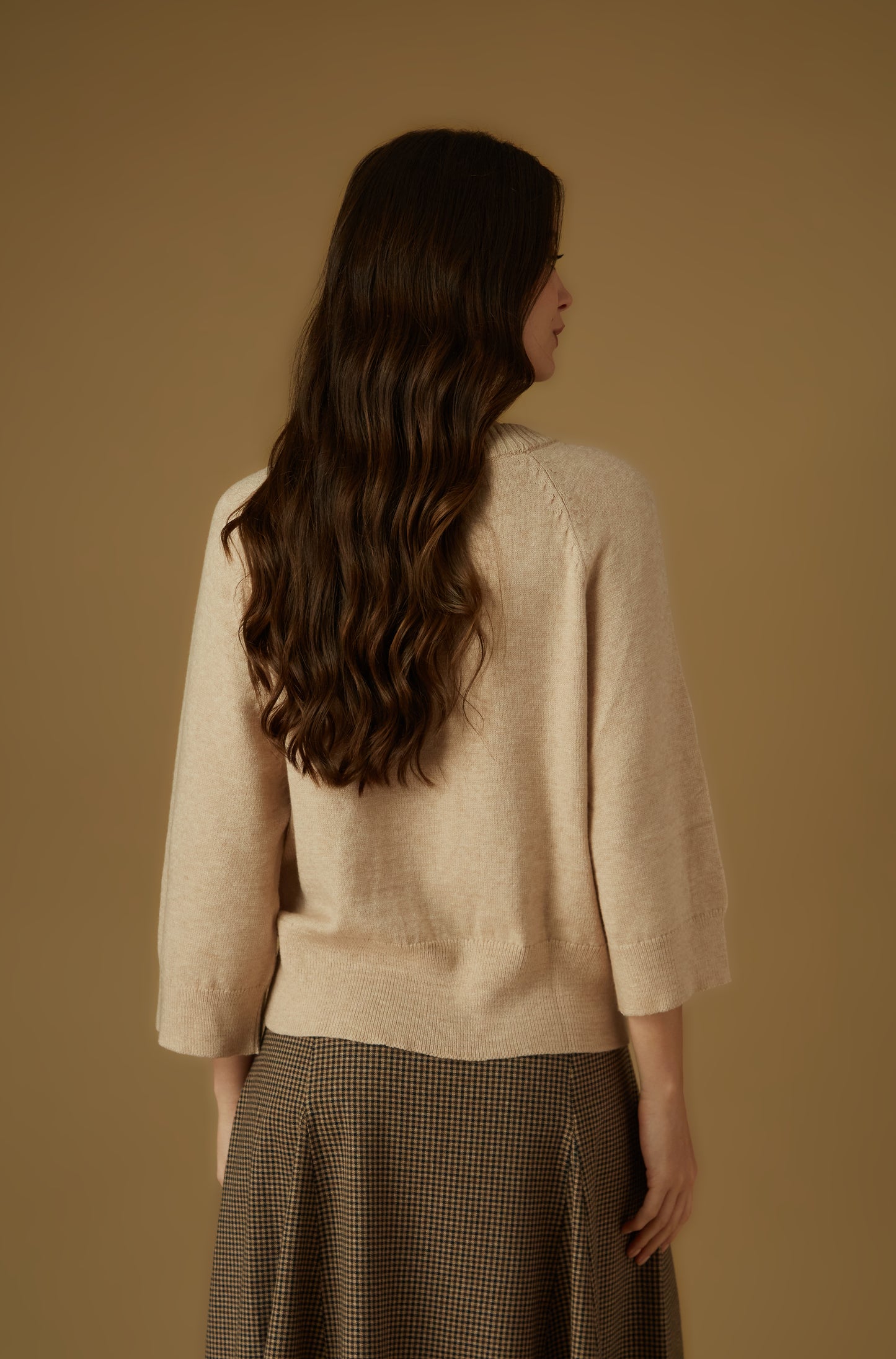 Chompa Seul Beige
