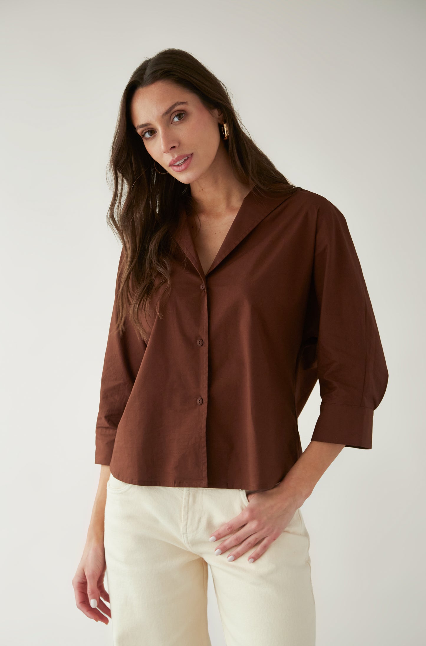 Blusa Namora Marron — fotografía 1 del producto.