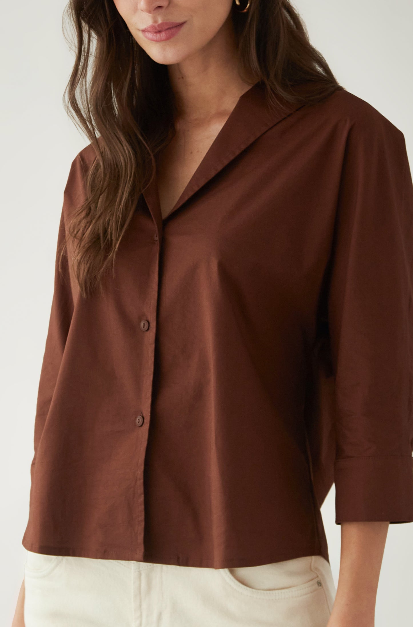 Blusa Namora Marron — fotografía 2 del producto.