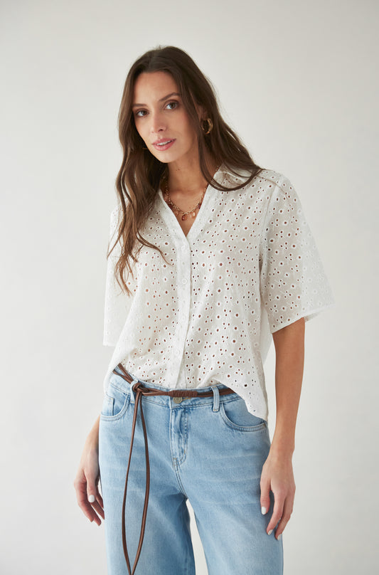Blusa Qamara Off White — fotografía 1 del producto.