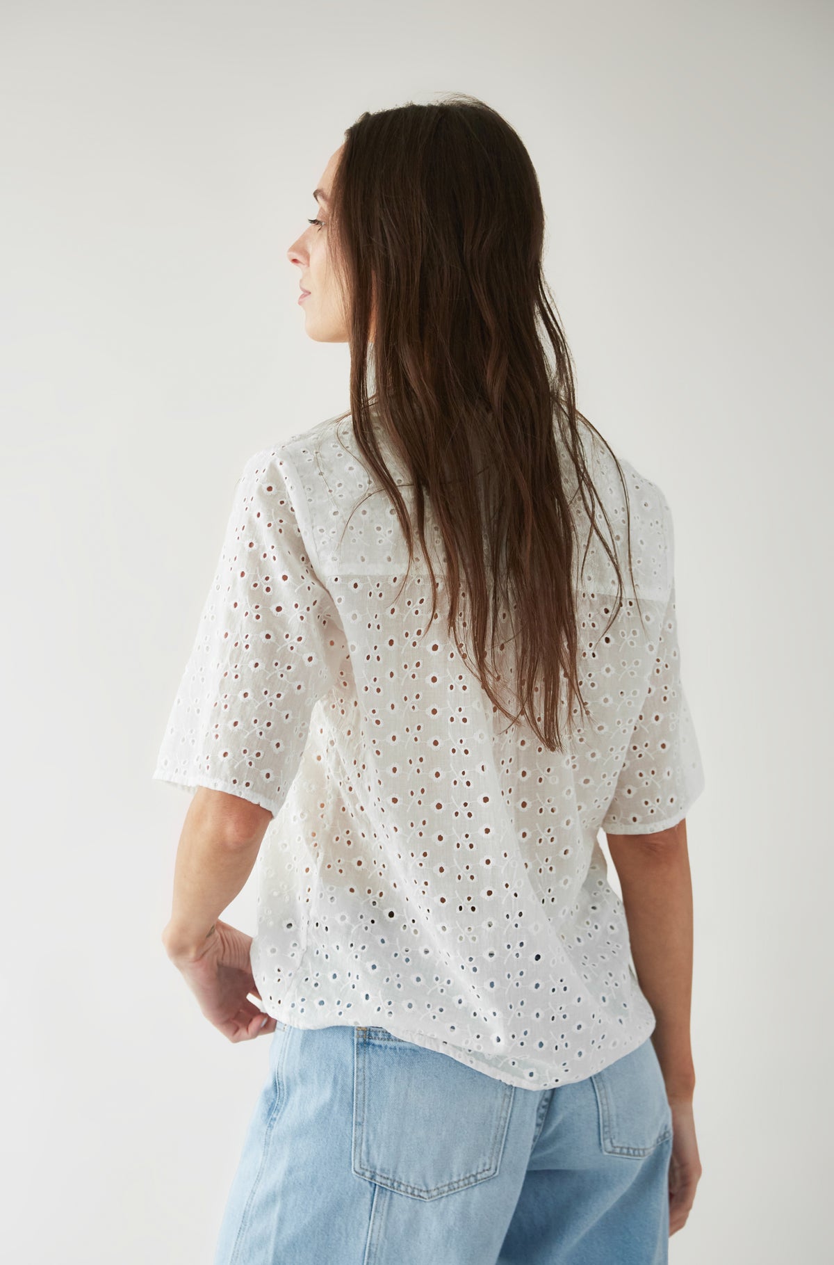 Blusa Qamara Off White — fotografía 3 del producto.