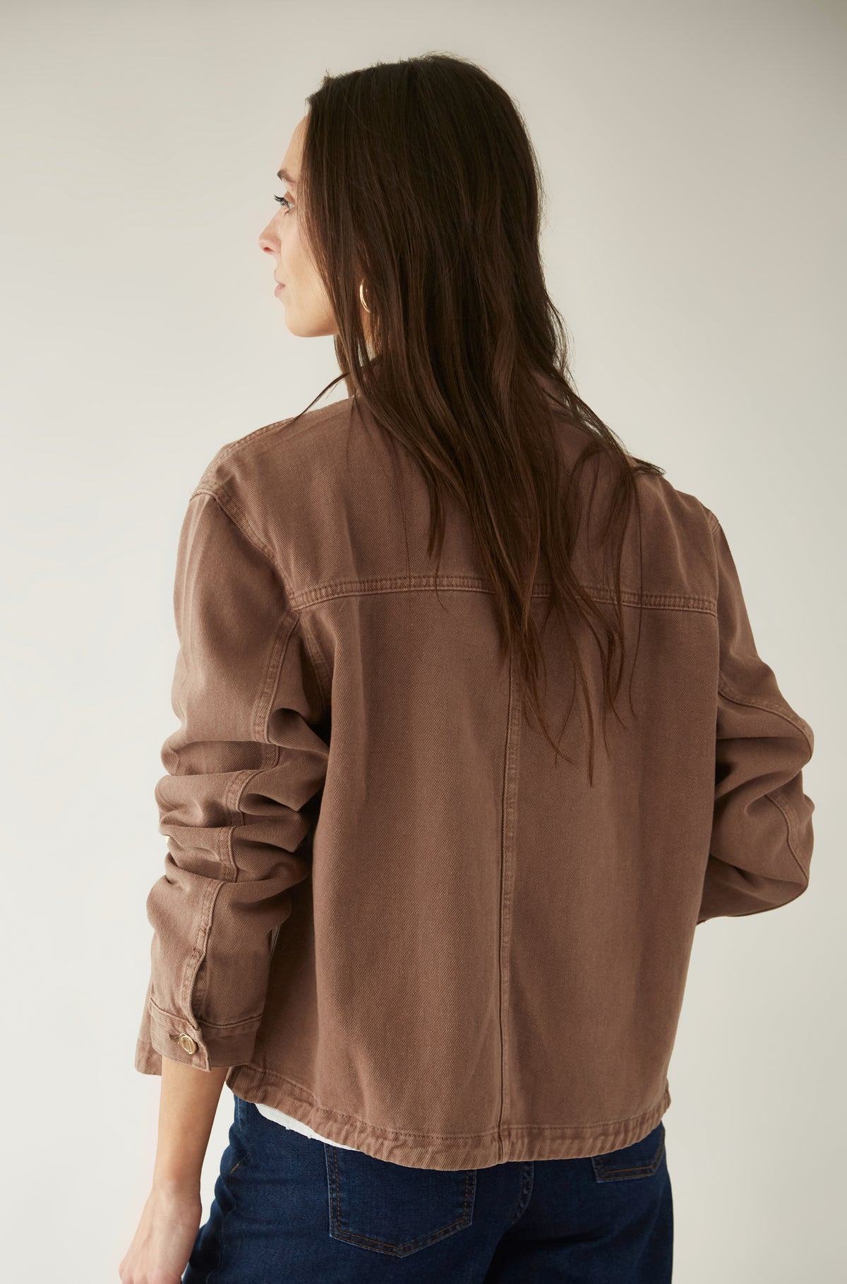 Casaca Melina Marron — fotografía 4 del producto.