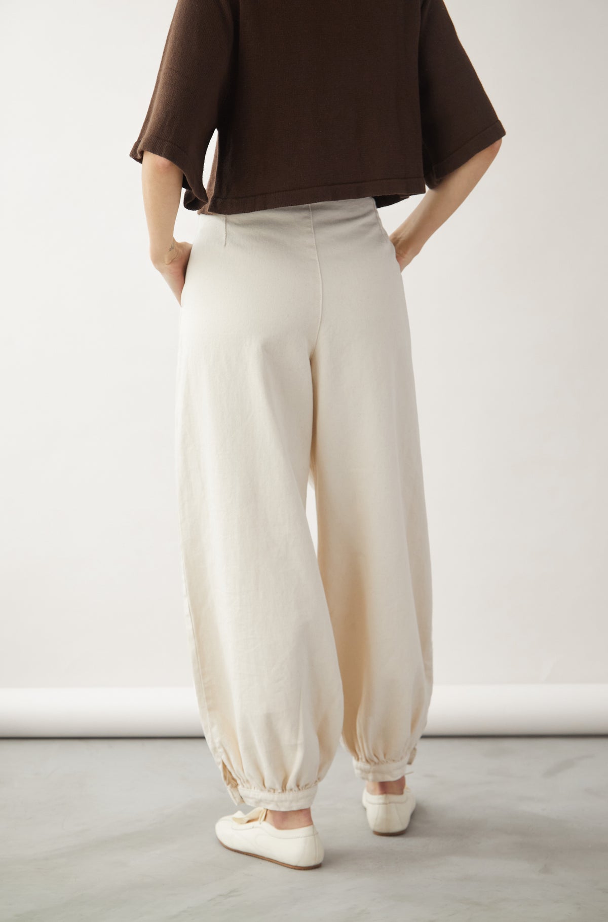 Pantalon Sophie Crudo — fotografía 3 del producto.