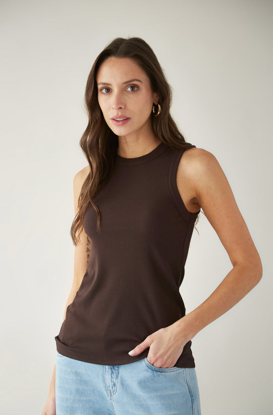 Polo Vancouver Marron — fotografía 1 del producto.